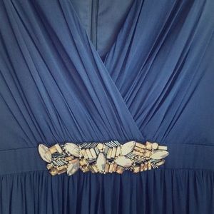 💙NWT Badgley Mischka Collection gown